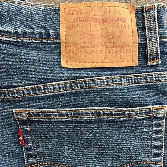 Levi's Blue Denim Shorts - Picture 2 of 6